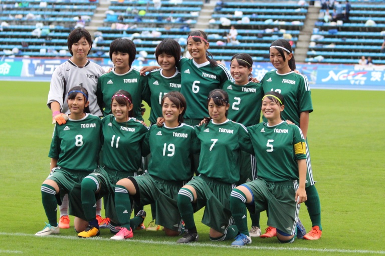 前座試合（常磐大学高校女子サッカー部vs. 土浦第二高等学校女子サッカー部）