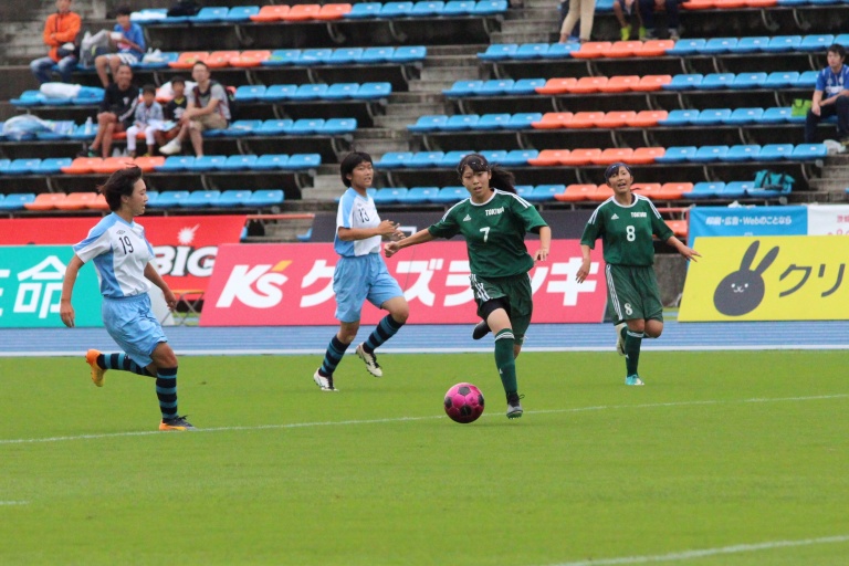 前座試合（常磐大学高校女子サッカー部vs. 土浦第二高等学校女子サッカー部）