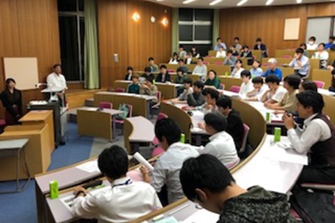 インターンシップ学内報告会