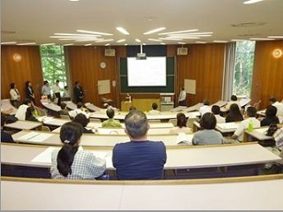 保護者会の様子