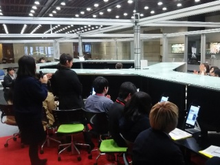 東証 株式投資ゲームを体験（成績発表の場面）