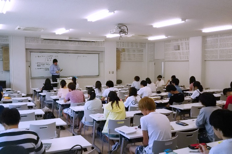 日商簿記検定3級特別講座の様子