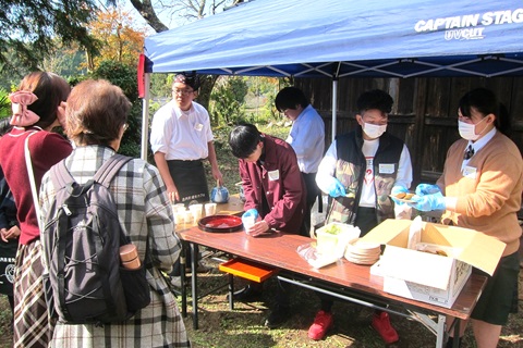 庭先カフェの様子4