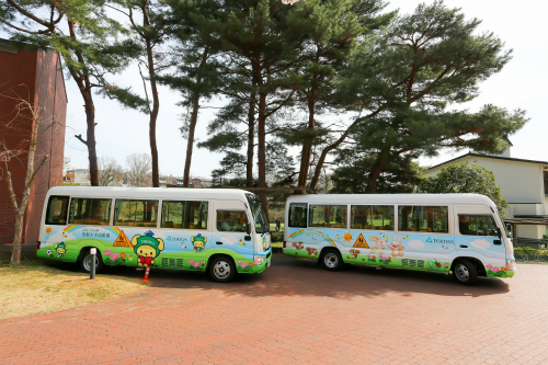 認定こども園 常磐大学幼稚園 スクールバス